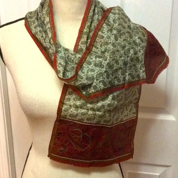 Oscar de la Renta signature scarf - Picture 1 of 5